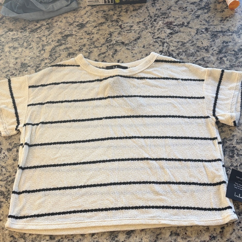 Lulus White and Black Knit Top Size Small NWT
